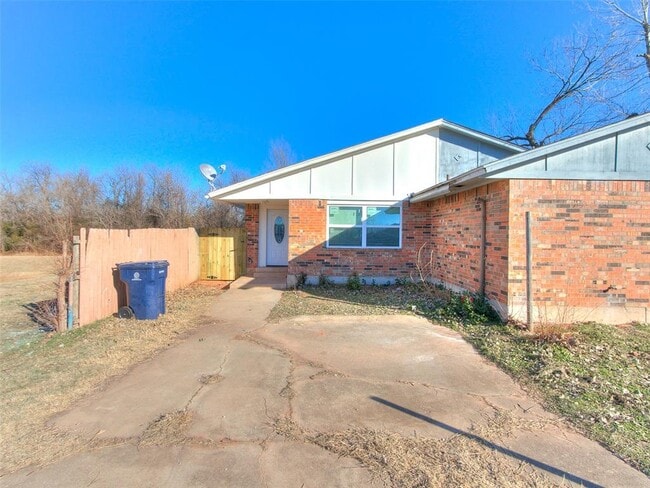 Primary Photo - 4602 Creek Ct