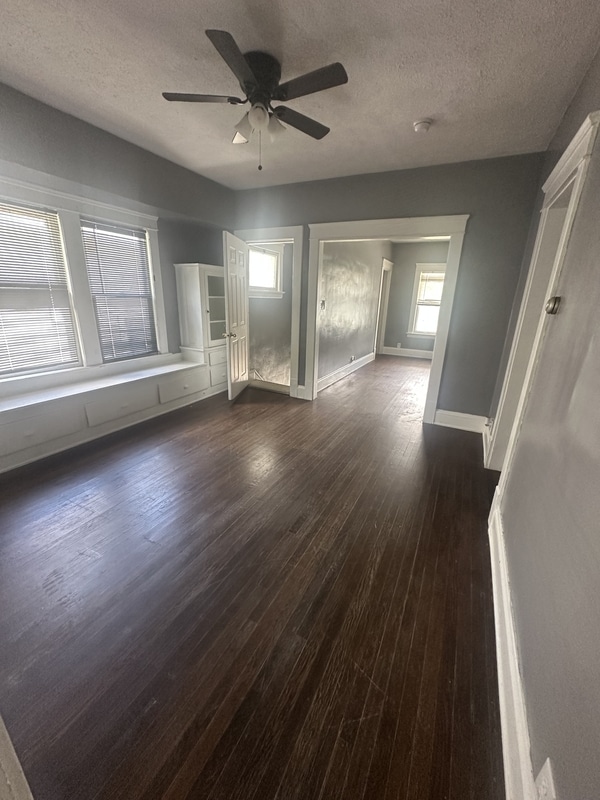 Building Photo - 12711 Locke Ave