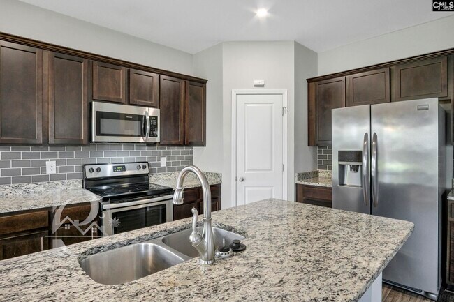 Building Photo - 112 Jersey Ln