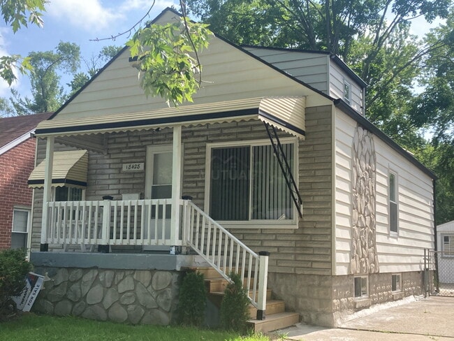 Building Photo - 18428 Brady