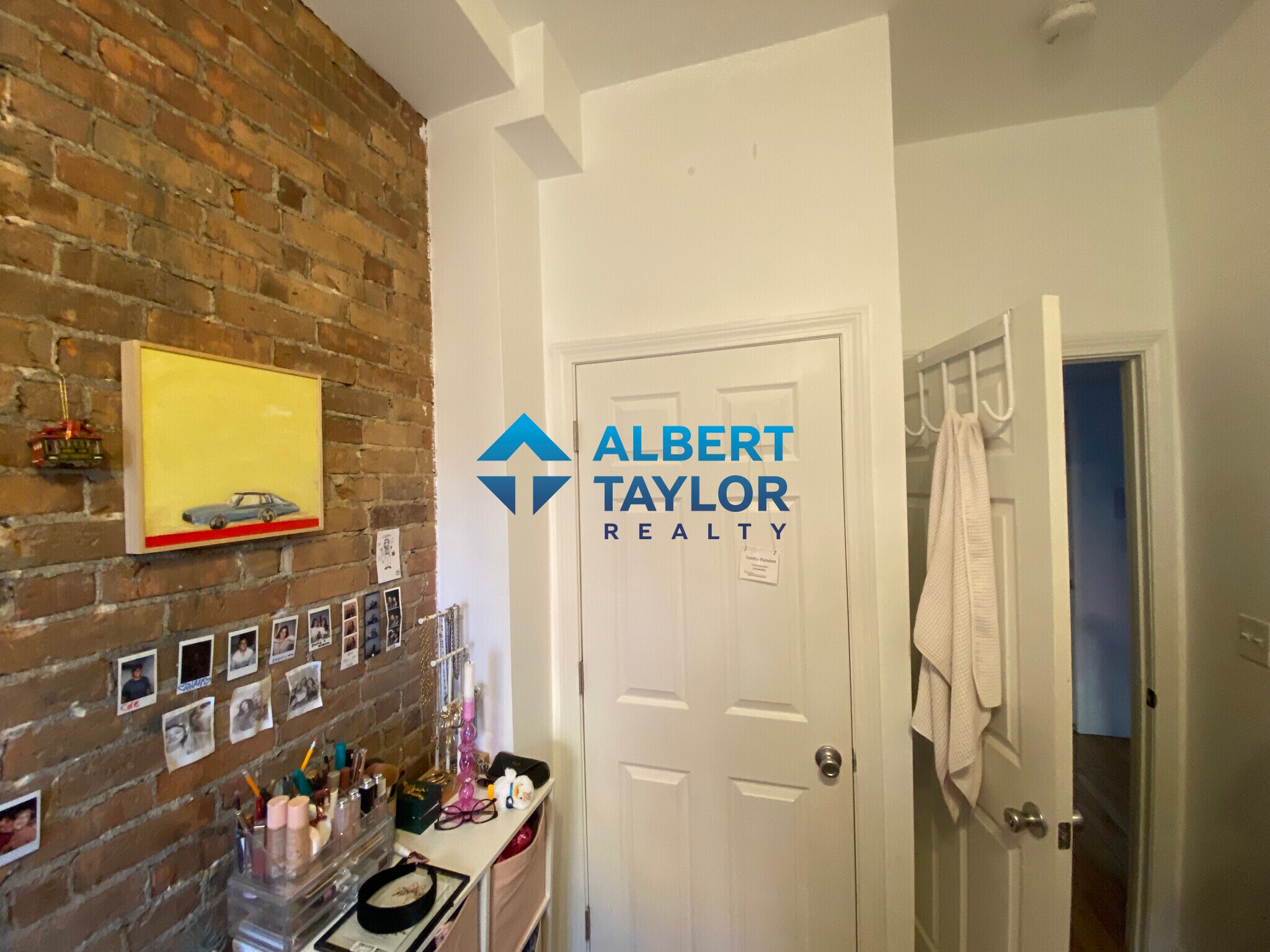 Building Photo - 243 Northampton St