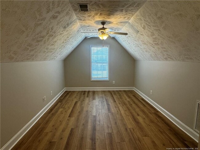 Building Photo - 2118 Queen Elizabeth Ln