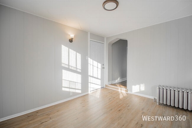 Building Photo - 4011 Elm St