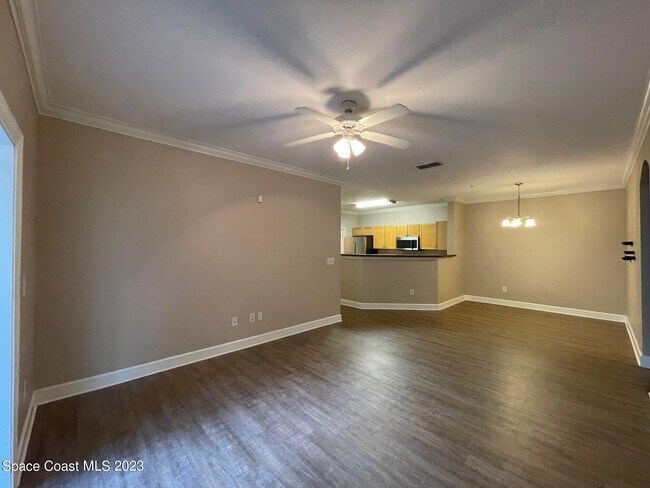 Building Photo - 6411 Borasco Dr