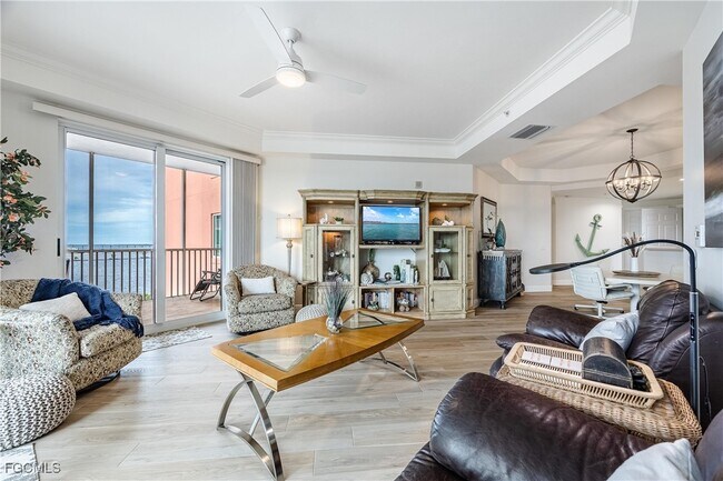 Building Photo - 2745 First St