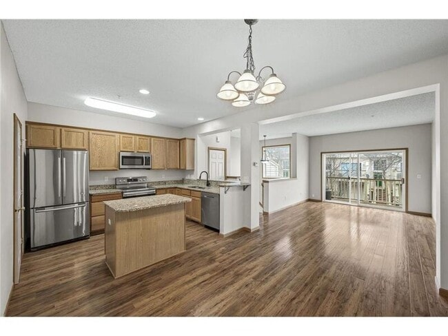 Building Photo - 13840 54th Ave N