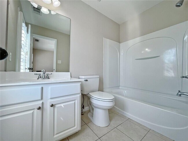 Building Photo - 525 Grove Field Ct NW