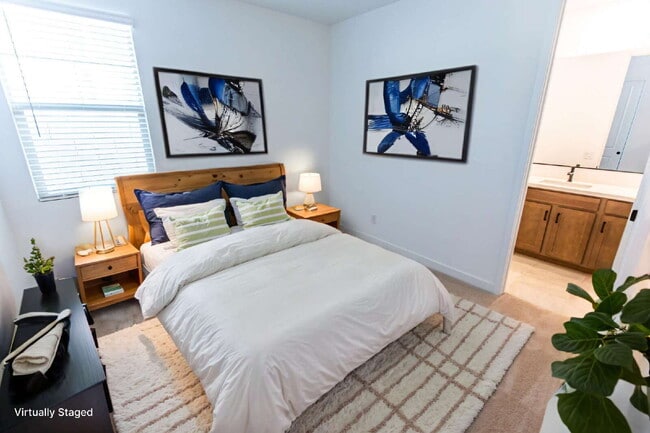 Building Photo - 23024 E Watford Dr