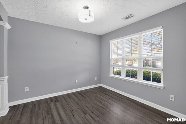 Building Photo - Charming 3BR House in Union City