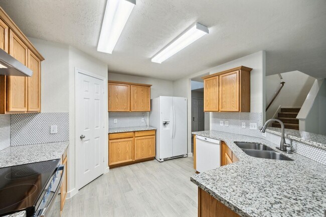 Building Photo - 39 W Sage Creek Pl