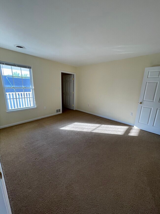 35 Christine Dr 35 Christine Dr Reading PA 19606 Apartment Finder