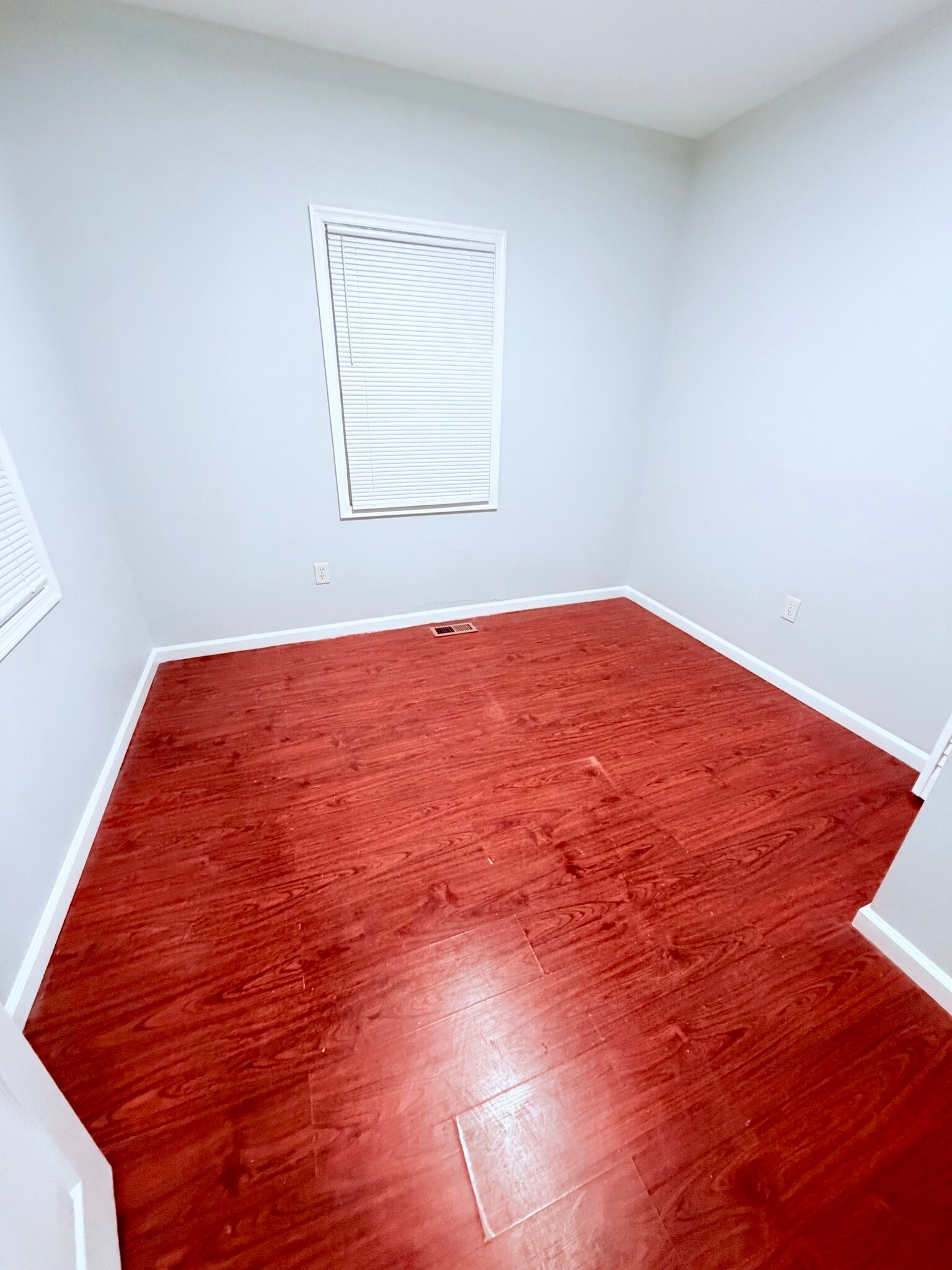 Building Photo - 735 Alabama Ave SE