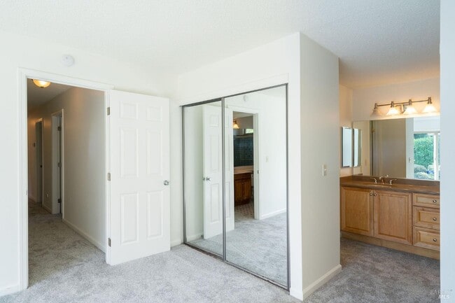 Building Photo - 4248 Leafwood Cir E