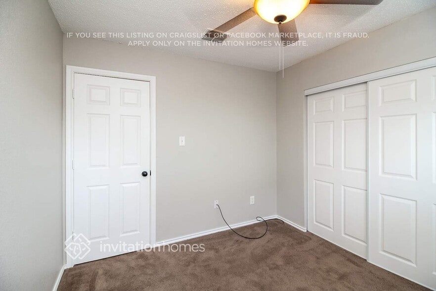 Building Photo - 2807 Custer Dr