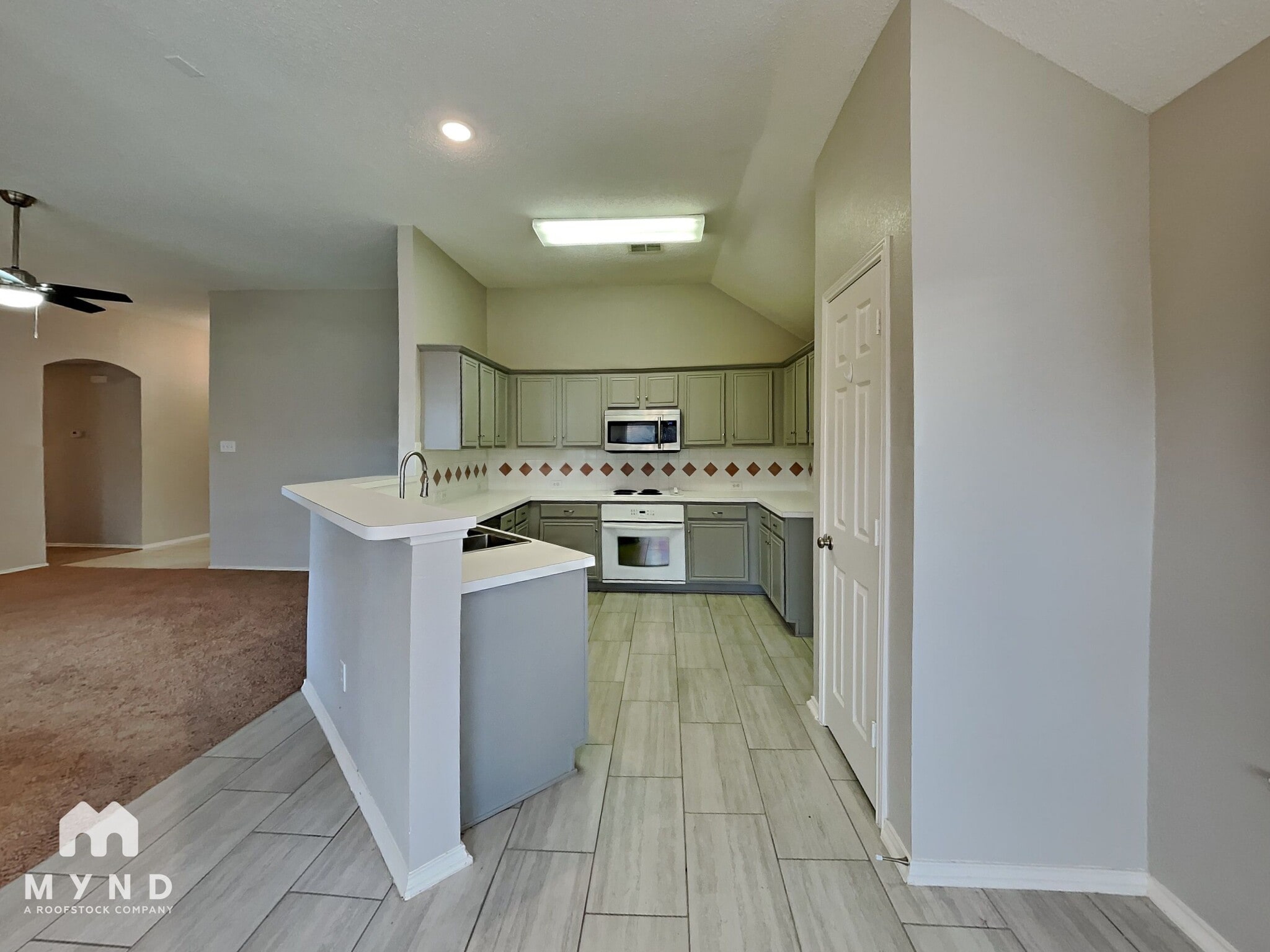 Building Photo - 4611 Basil Dr