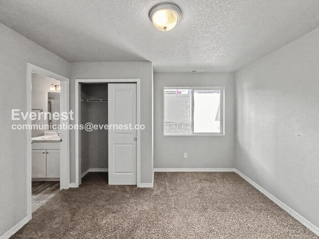 Building Photo - 4447 Samaritan Lp