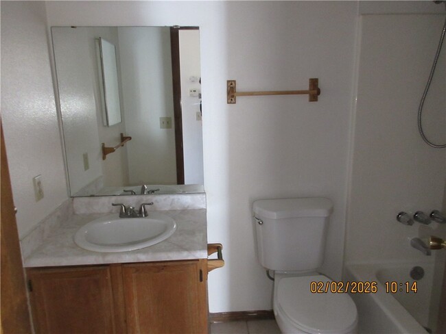 Building Photo - 1935 Lucille Ave