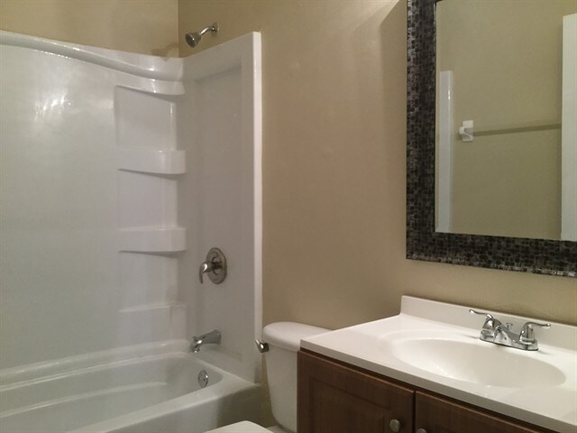 Building Photo - 1838 Madison Ivy Cir