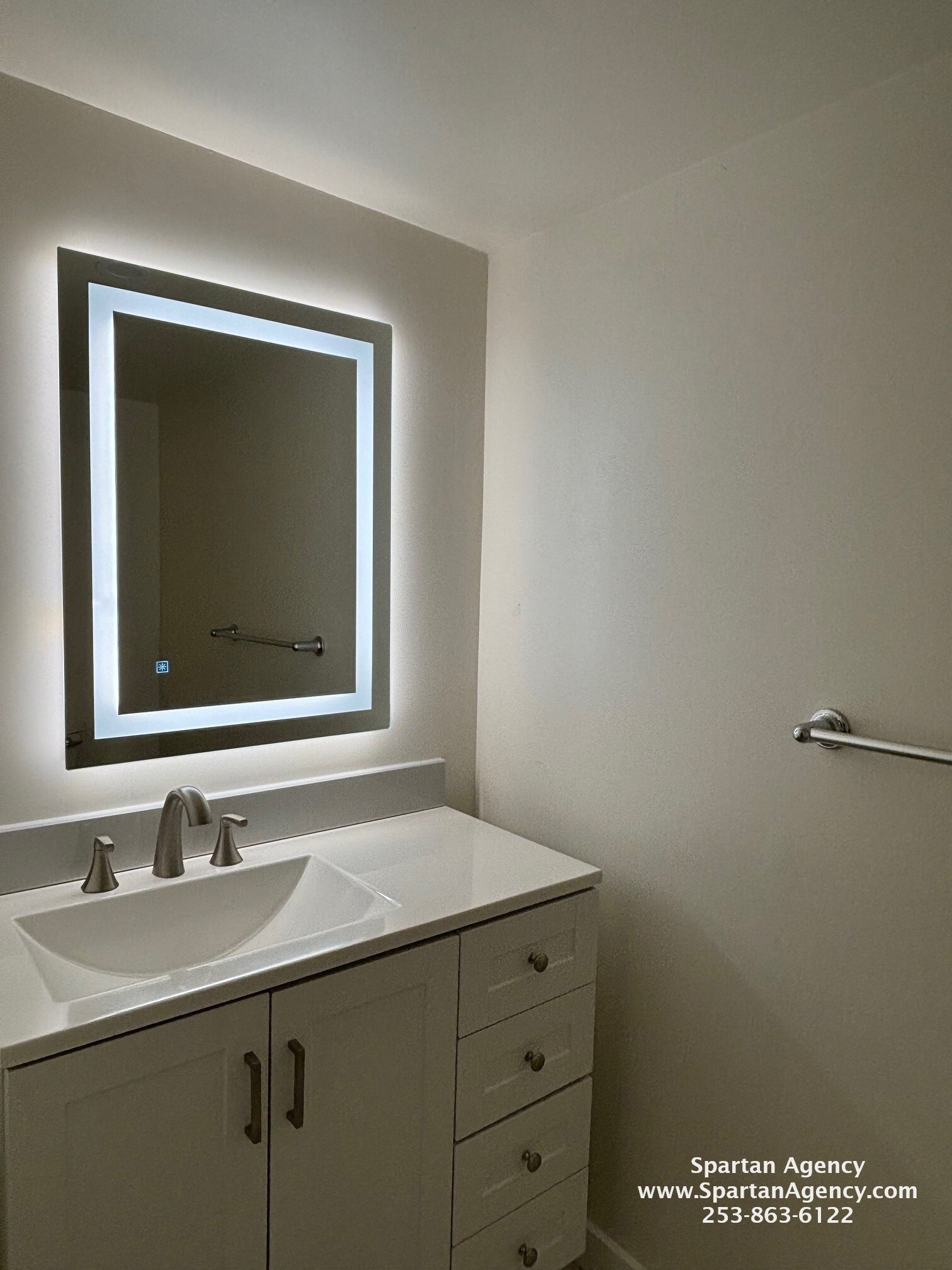 Building Photo - 2405 S Meridian