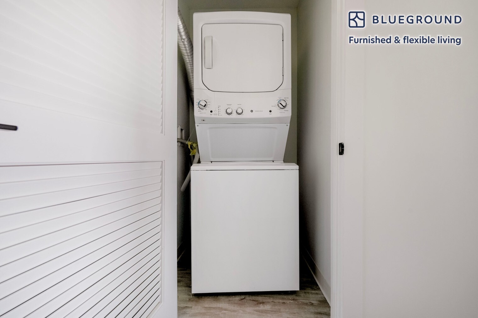 Building Photo - 501 Brazos St