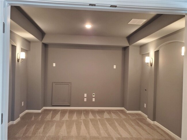 Building Photo - 108 Shady Point Ct