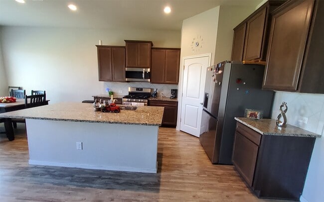 Building Photo - 24418 Hollow Gate Meadow Ct