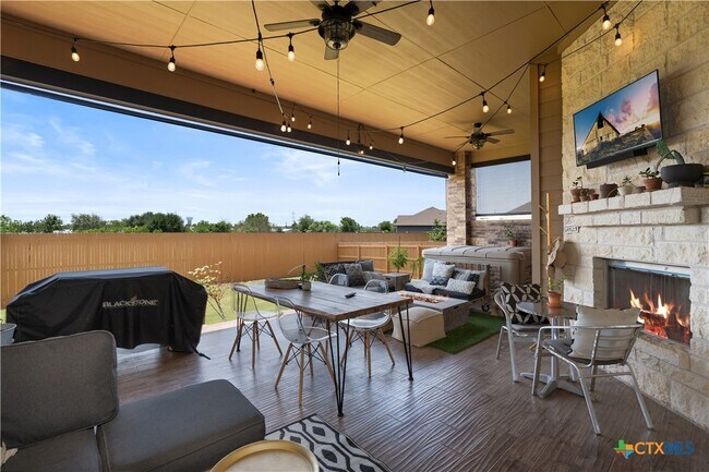 Building Photo - 4508 River Rock Rd