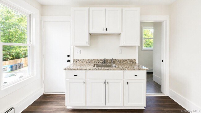 Building Photo - 50 Parker Ave