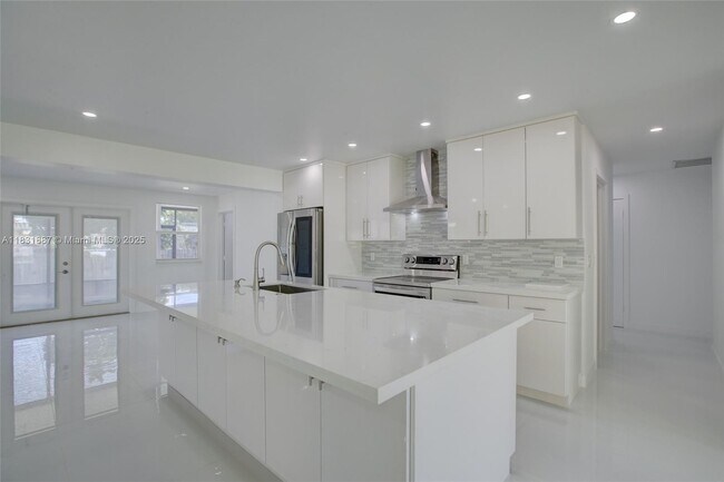Building Photo - 1801 N 54th Ave