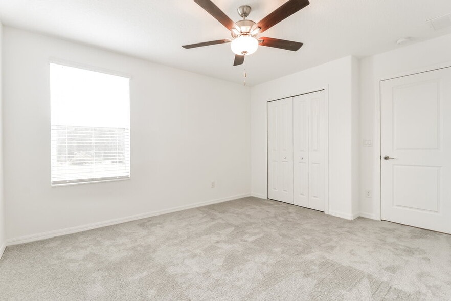 Building Photo - 2161 Skybrooke Blvd