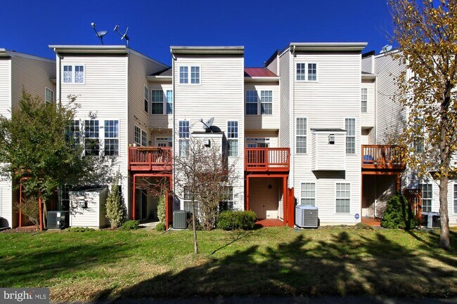 Building Photo - 5054 Grimm Dr