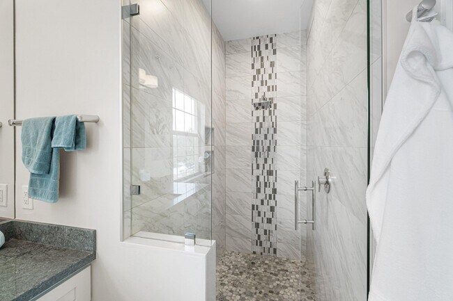 Building Photo - 8300 Calabria Lakes Drive