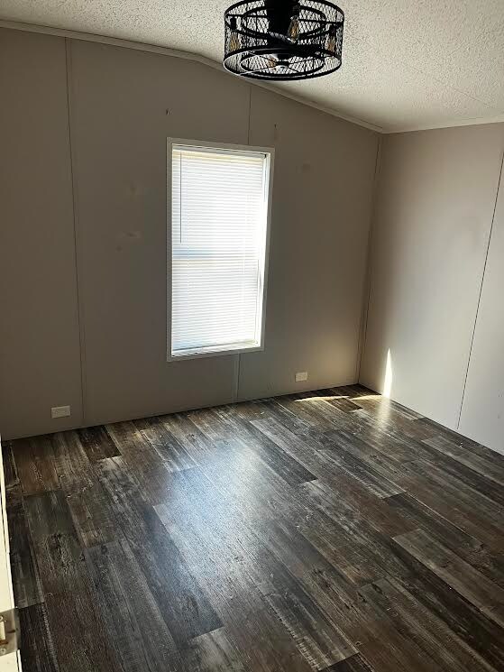 Building Photo - 411 Medford St