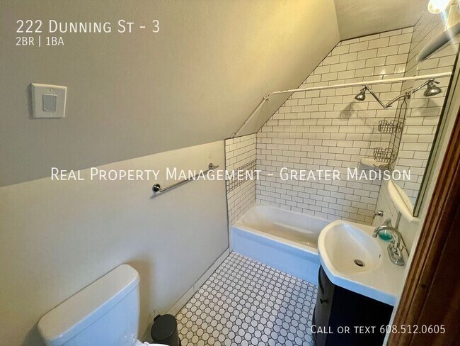 Building Photo - 222 Dunning St