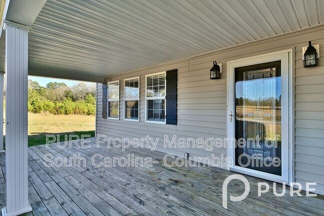 Building Photo - 5674 Duncan Rd