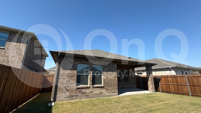 Building Photo - 5115 Bonanza Dr
