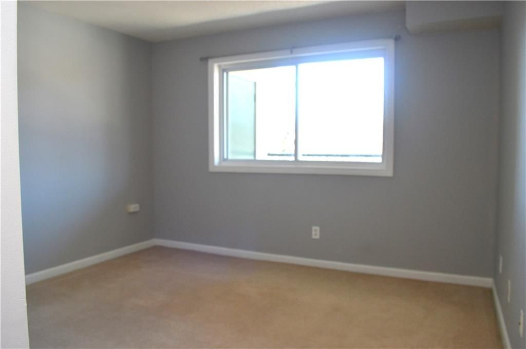 Building Photo - 31 Devereux Ave