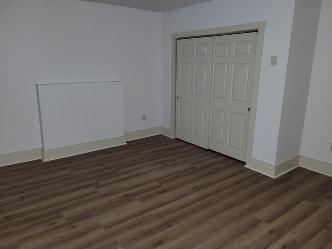 Building Photo - 127-A Peyton Street