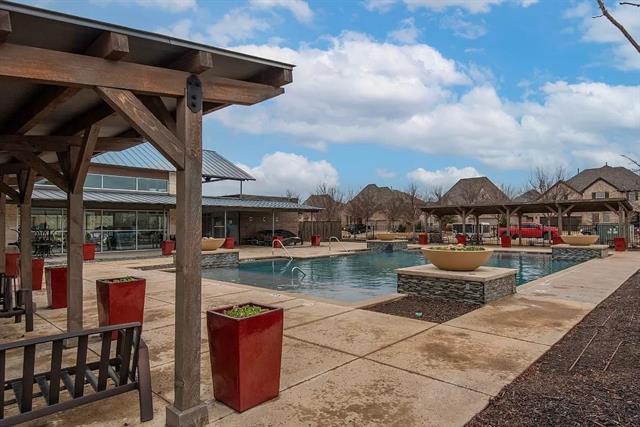 Building Photo - 16601 Lincoln Park Ln