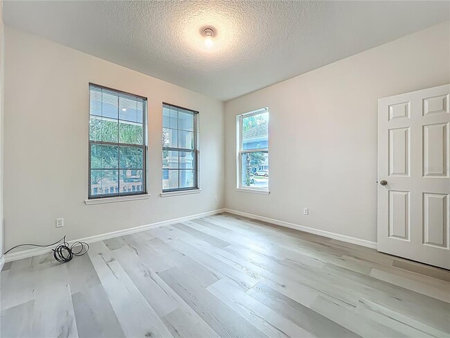 Building Photo - 14585 Magnolia Ridge Loop