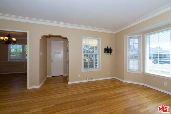 Building Photo - 6353 W 82nd St