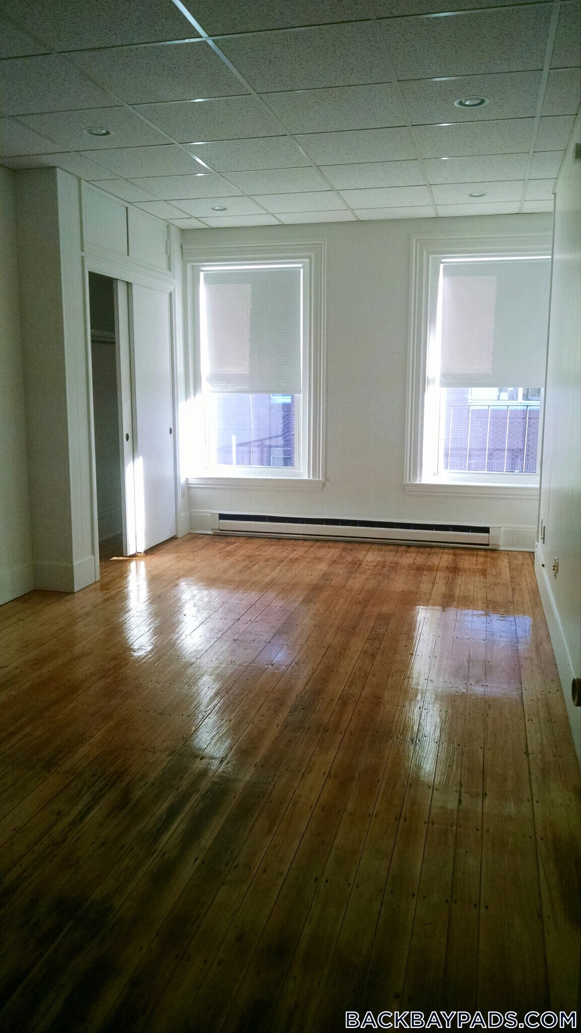 Building Photo - 272 Newbury St