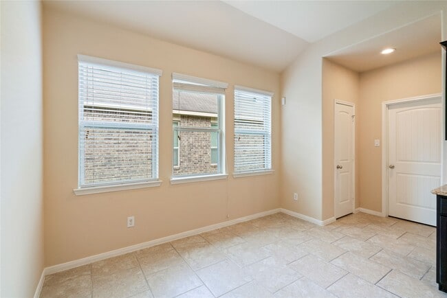 Building Photo - 8934 Finnery Dr