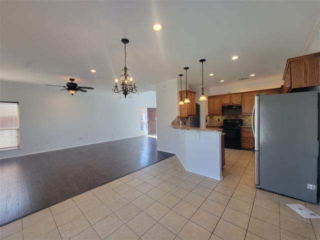 Building Photo - 6468 Regina Dr