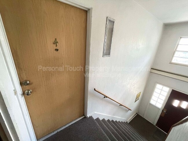 Building Photo - 2818 8th St N