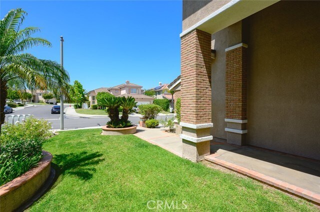 Building Photo - 4640 E Somerton Ave