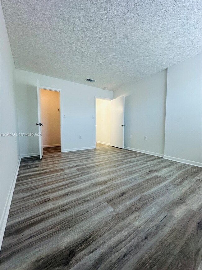 Building Photo - 8102 SW 21st Ct