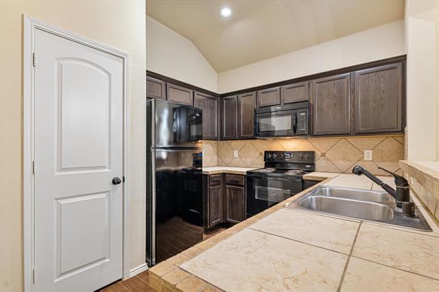 Building Photo - 345 Orbit Dr