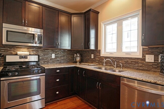 Building Photo - 2532 Liesfeld Parkway