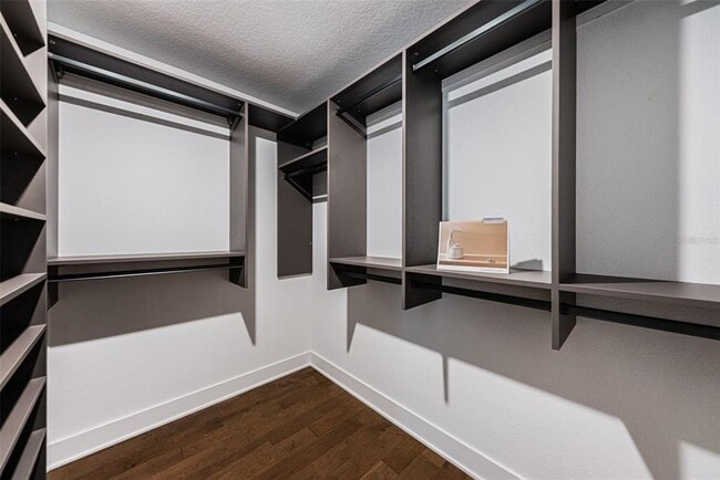 Building Photo - 1701 25th Ave N